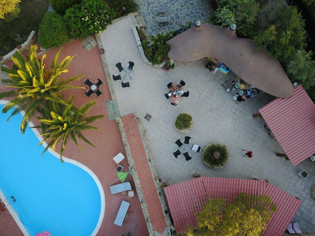 Residence Villa Smeralda Telti Екстер'єр фото