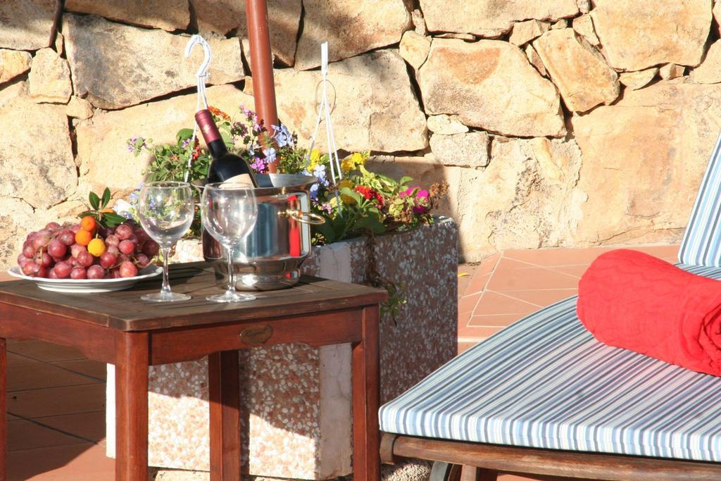 Residence Villa Smeralda Telti Екстер'єр фото