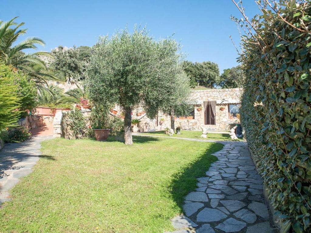 Residence Villa Smeralda Telti Екстер'єр фото